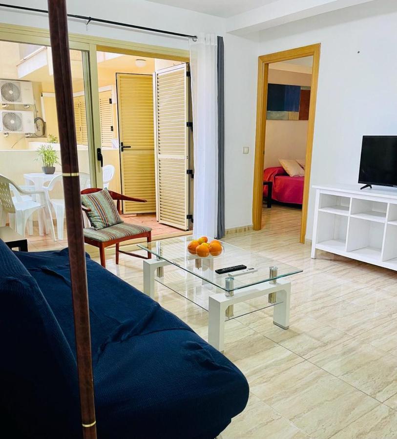 Puerta Del Sol Trm Only Adults Aparts 托雷莫利诺斯 外观 照片
