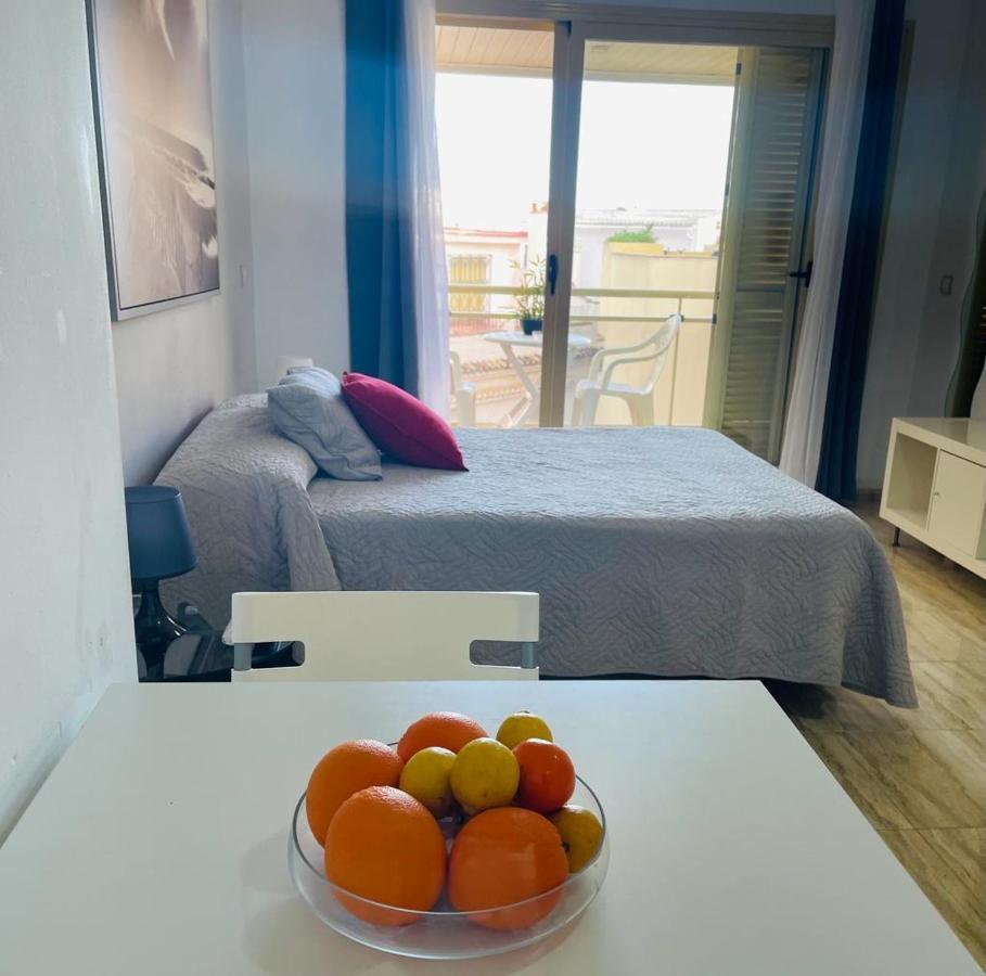 Puerta Del Sol Trm Only Adults Aparts 托雷莫利诺斯 外观 照片